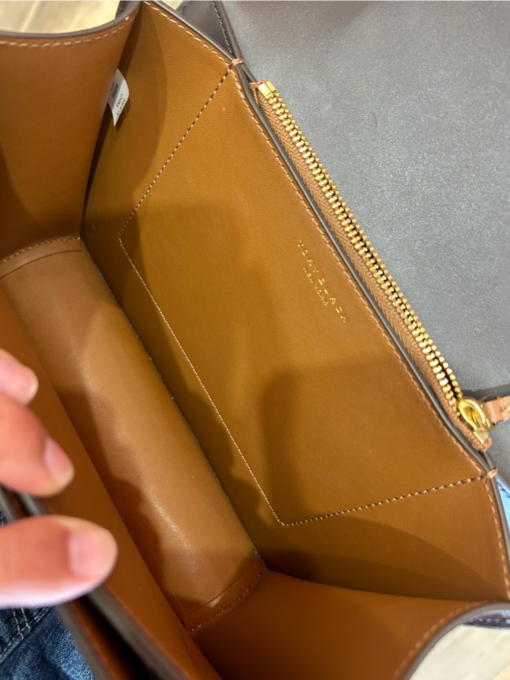 Tory Burch Eleanor leather shoulder bag - Picture 12 of 13